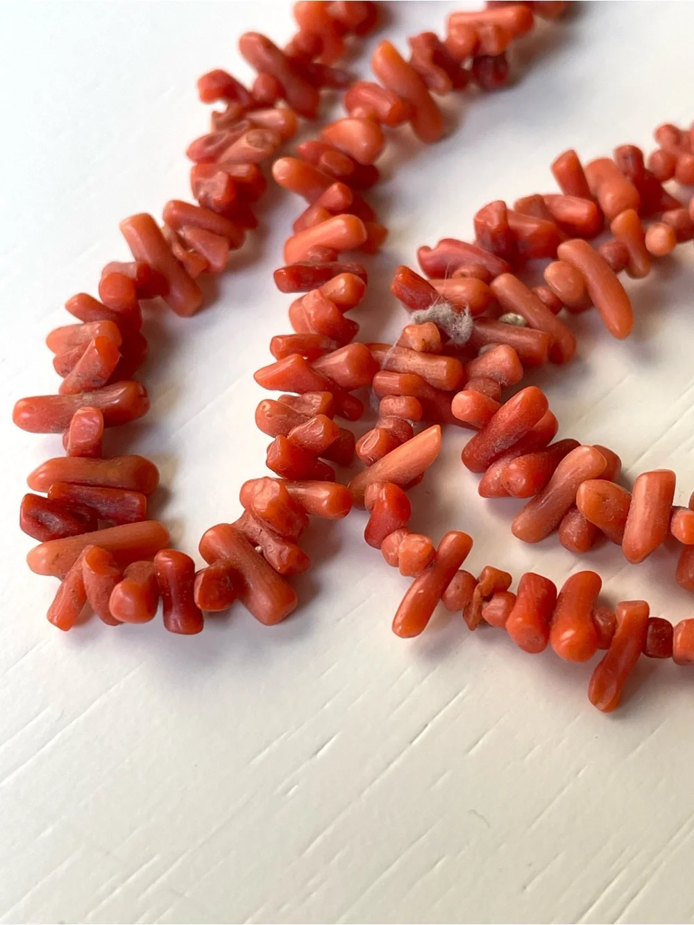 Vintage/antique coral (?) long necklace no clasp boho